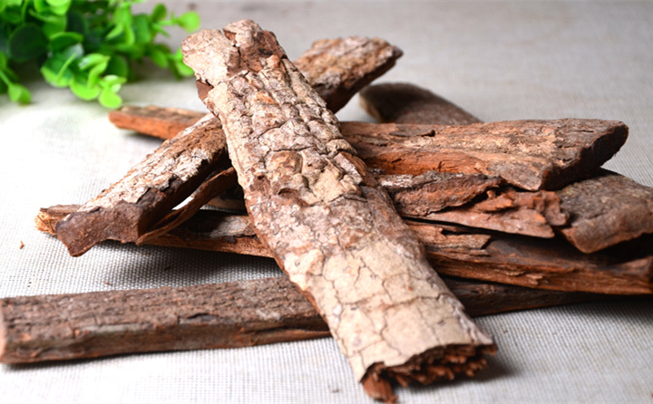 木器廠、板材加工廠、門廠等木材加工企業木器廠、板材加工廠、門廠等木材加工企業每天都會產生大量的刨花每天都會產生大量的刨花