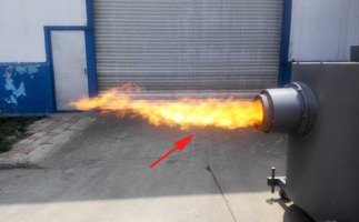 山西客戶(hù)來(lái)廠(chǎng)驗(yàn)收設(shè)備，生物質(zhì)燃燒機(jī)一次性點(diǎn)火成功。