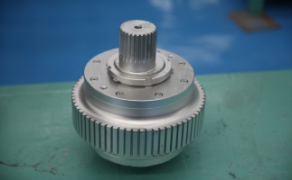 如何檢查鋸末顆粒機(jī)壓輥打滑不出料？